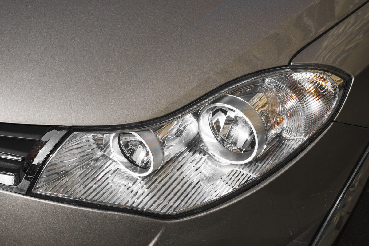 LED Vs. Halogen Headlights: Which Should You Choose?